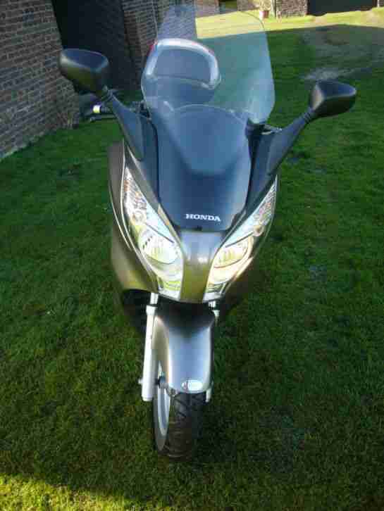 S Wing 125 ccm Roller mit ABS 6896 KM 1