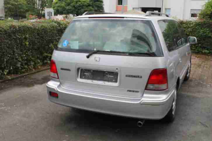 Honda SHUTTLE ASiES SILBER M GROSSRAUMLIMOUSINE