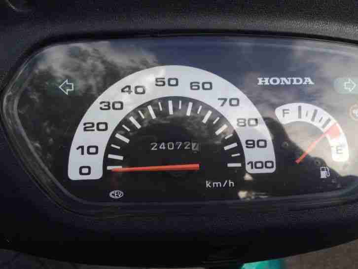Honda SJ50 Bali Moped Roller Scooter Mofa Motorrad 50ccm