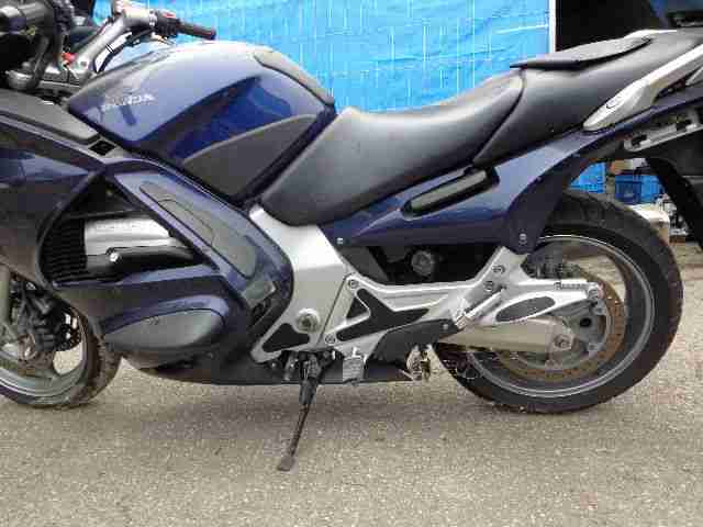 Honda ST 1300 Pan Europa Leichter Sturtzschaden rechts