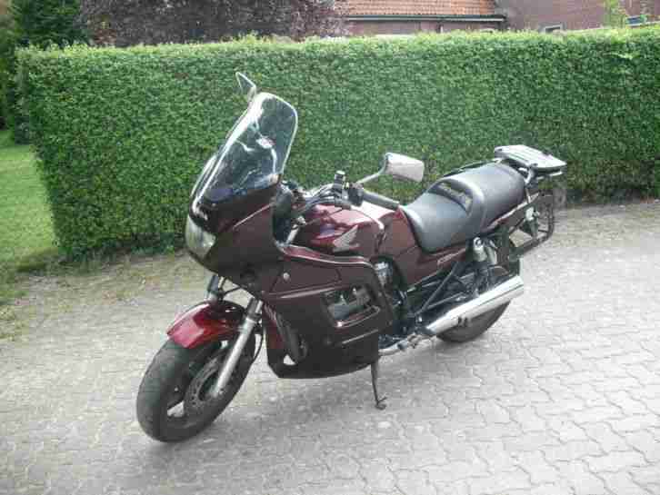 Honda Sevenfifty RC42