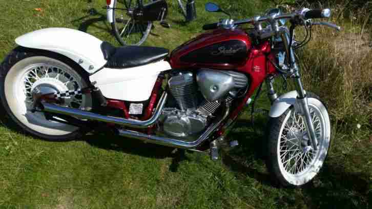 Honda Shadow VT600 Bobber Umbau Custom Bike
