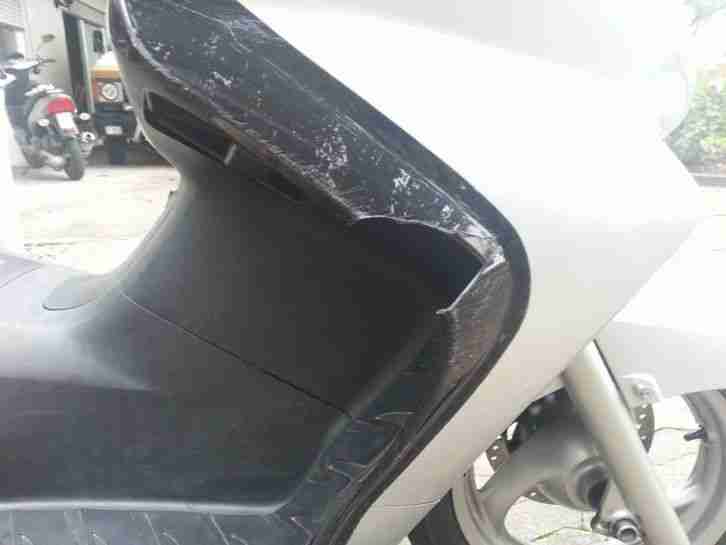 Honda Silverwing Großroller 600ccm PF01