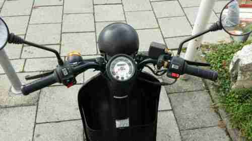 Honda Sky Roller 50qqm mit wenig KM 2700