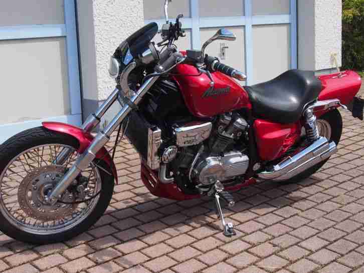 Honda Super Magna VF 750 C RC 28 US-Modell(deutsche Papiere seit 1993)