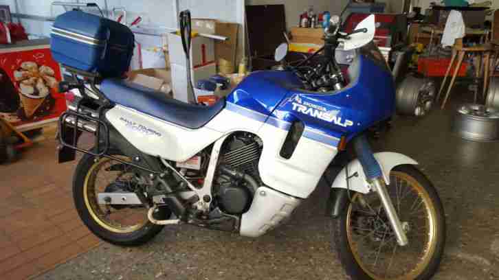 Transalp 600V Top Zustand, Garagen