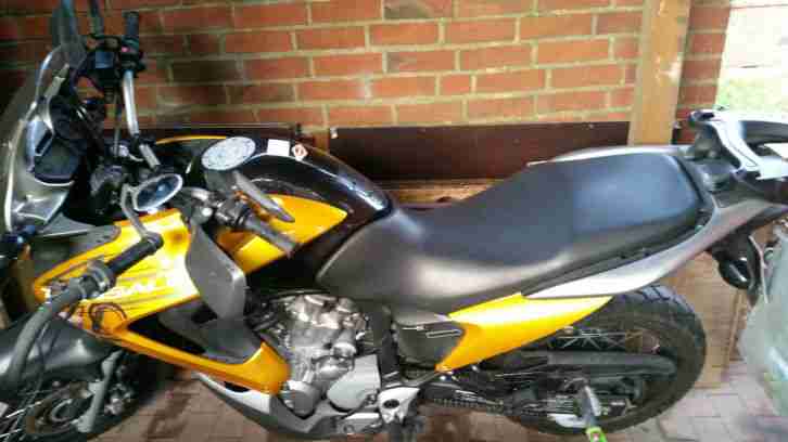 Honda Transalp 700vxl tachostand 19500km