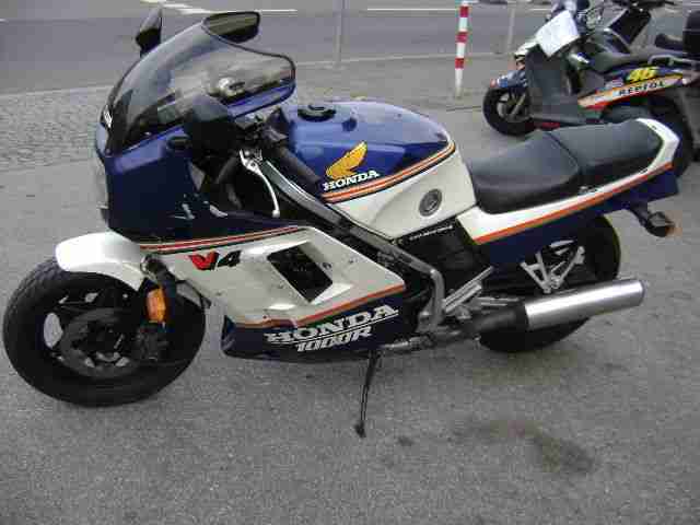 Honda VF 1000 R SC 16 Rothmann