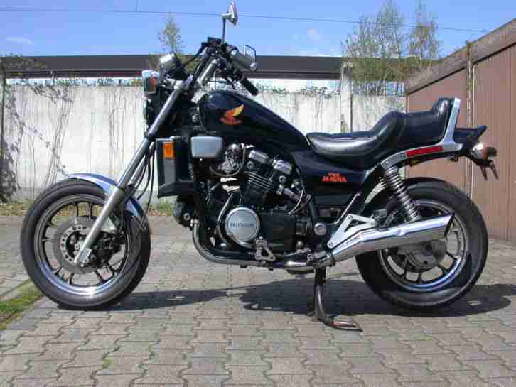 Honda VF 1100 C Magna V65 , Klasse Zustand, Orig. Amerika Modell mit 125 PS !!!