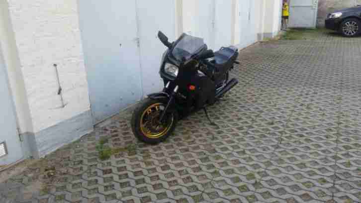 Honda VF 750 F RC 15 (Interceptor)