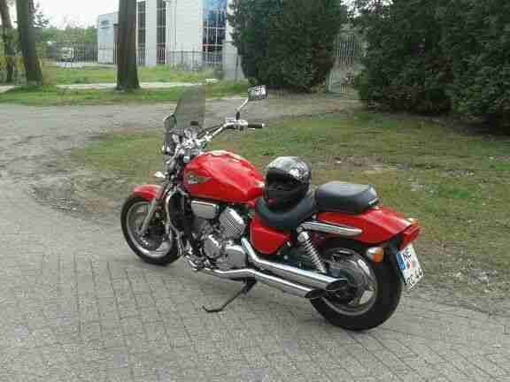 VF750C Magna in rot,nur ca.28000 km,Tuv