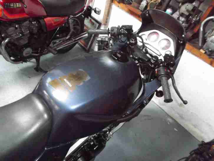 Honda VF750f Motorrad Bergrennen Youngtimer Klassiker Rennmaschine