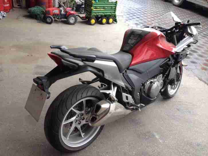 Honda VFR 1200 F Unfall