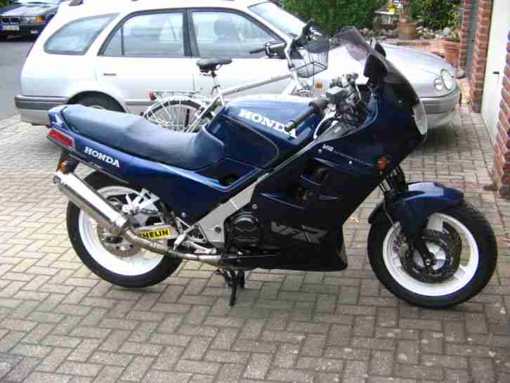 Honda VFR 750