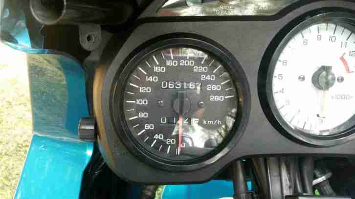 Honda VFR 750 F RC 36 II