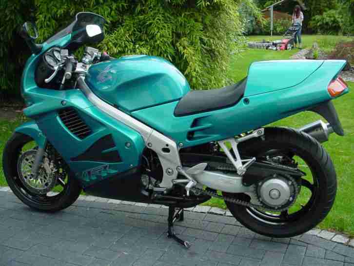 Honda VFR 750 RC36 27000Km