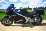 VFR 750 schwarz Bj.93 80627 km