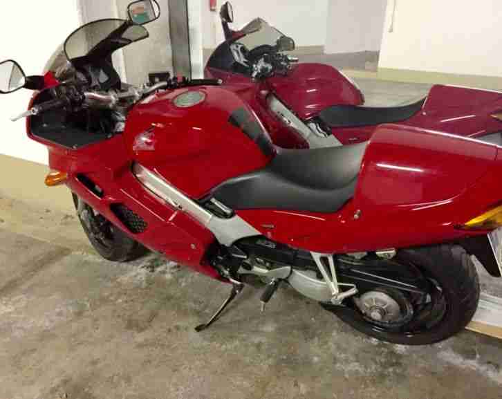 Honda VFR 800 RC 46
