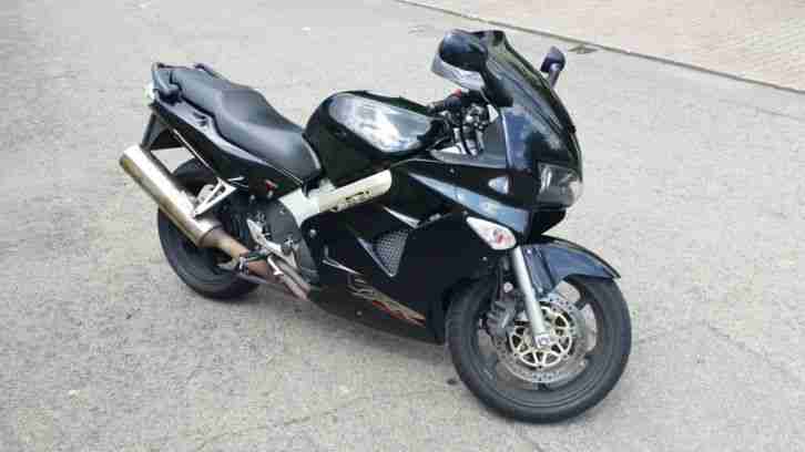 Honda VFR 800 RC46