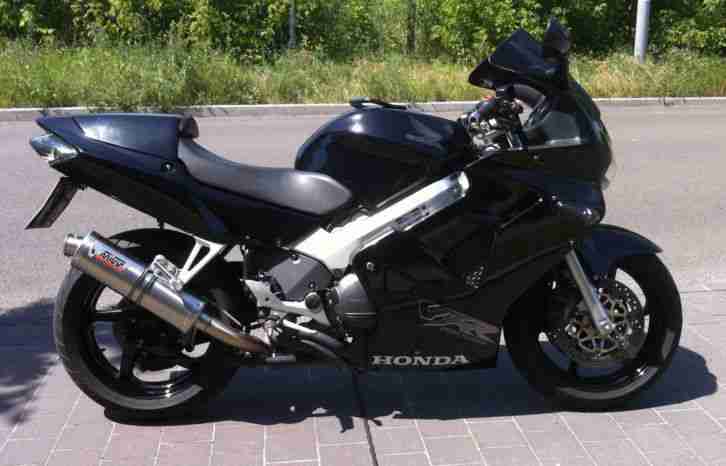 Honda VFR 800 RC46