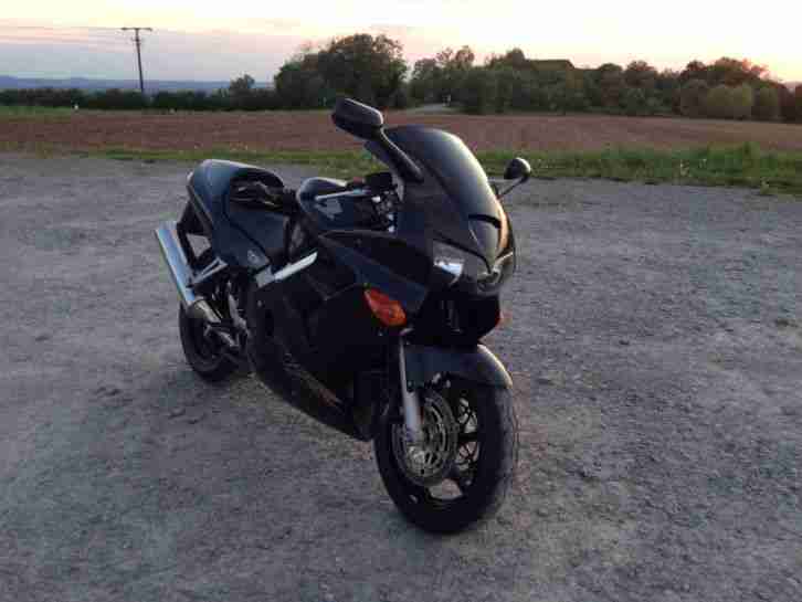 Honda VFR 800 rc 46. Orginal 22.000km , Gepflegter Zustand