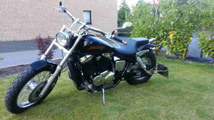 Honda VT 750 Black Widow
