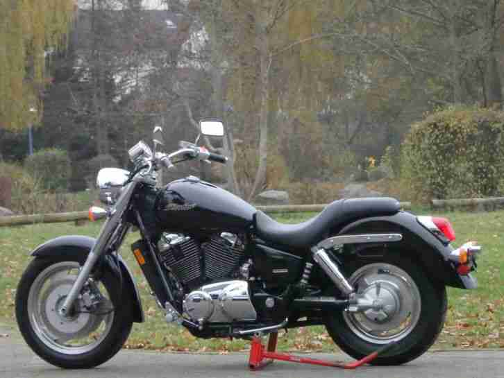 Honda VT1100 Shadow