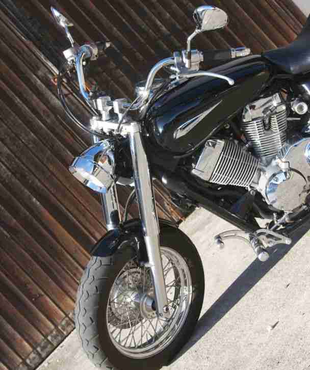 Honda VT750 Shadow Custom Umbau (34 kw, 14.295km, 2010, Kardan, ABS)