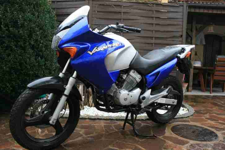 Honda Varadero 125 V Motorrad Top Zustand XL 11kw TÜV Neu