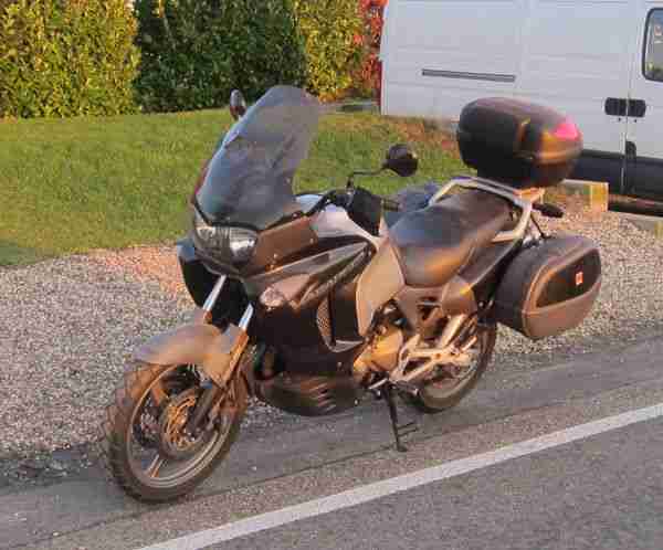 Honda Varadero XL 1000 V, 3 Koffer, erst 22.892 KM