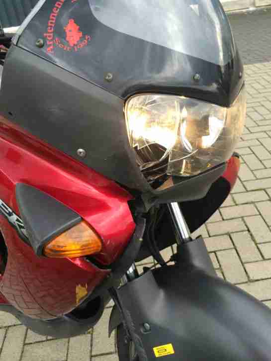 Honda Varadero XL1000 V EZ2002 Tüv 09.2015 beschädigt Nur 44611KM