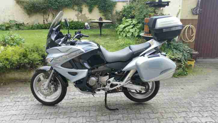 Honda Varadero Xl 1000 VA Bj. 2007 nur 6500 km