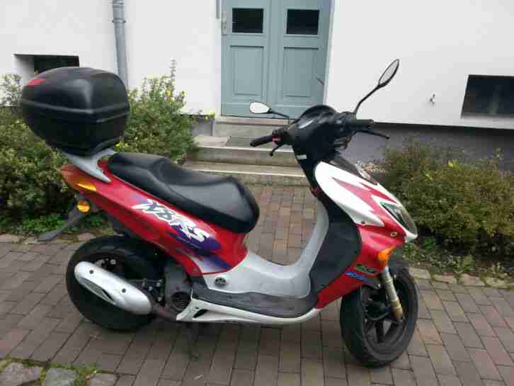 Honda X8R-S Roller