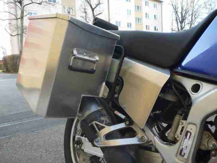 Honda XRV750 Africa Twin, RD07A, Reisenduro, Enduro mit hochw. Reiseausstattung