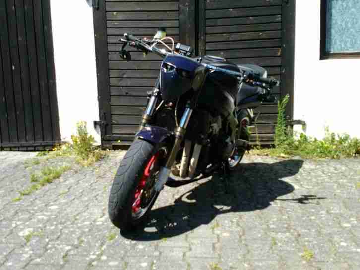 Honda cbr 900 sc33 streetfighter