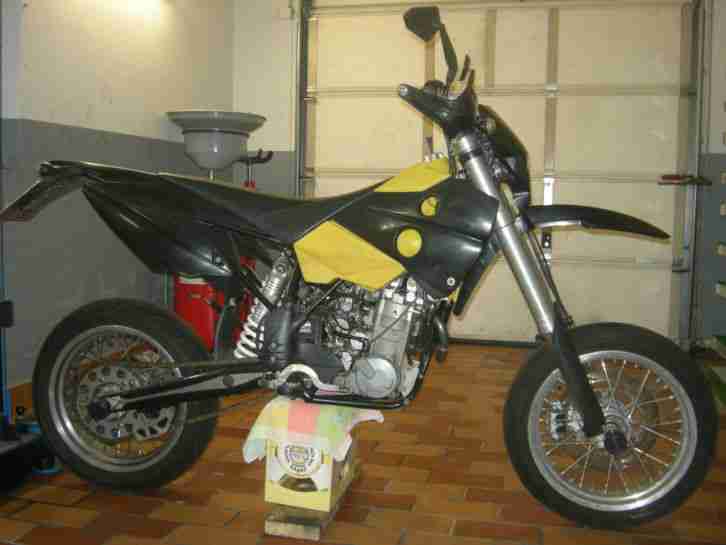 Husaberg 450 FE Supermoto