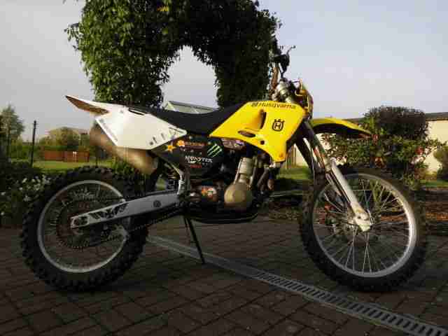 Husqvarna 610 / 58 Ps Vollcross mit Straßenzulassung und Zubehör