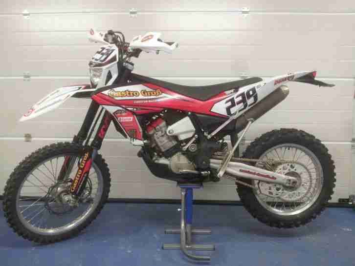 Husqvarna TE 449 HQV Enduro Supermoto Motocross Akrapovic MX