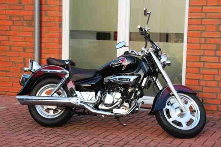 Hyosung Aquila 125 Top Zustand 10 kW, Chopper