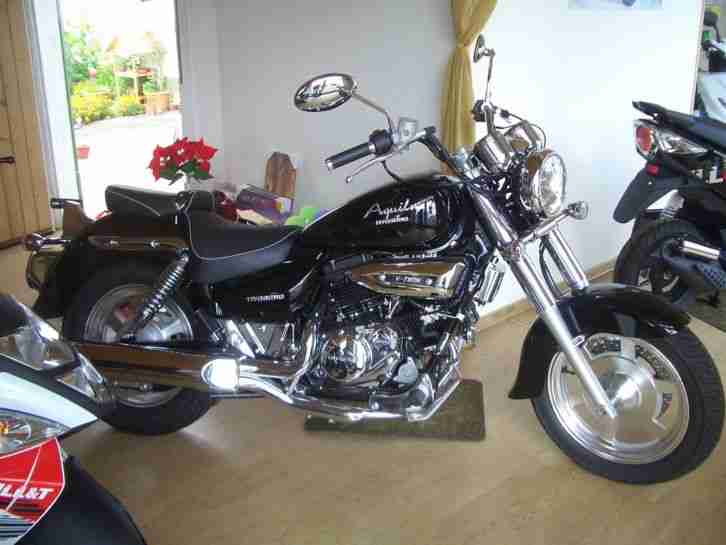 Hyosung Aquila Chopper GV 125 in schwarz NEU