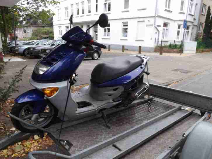 Hyosung Boomer 125 Motor Scooter