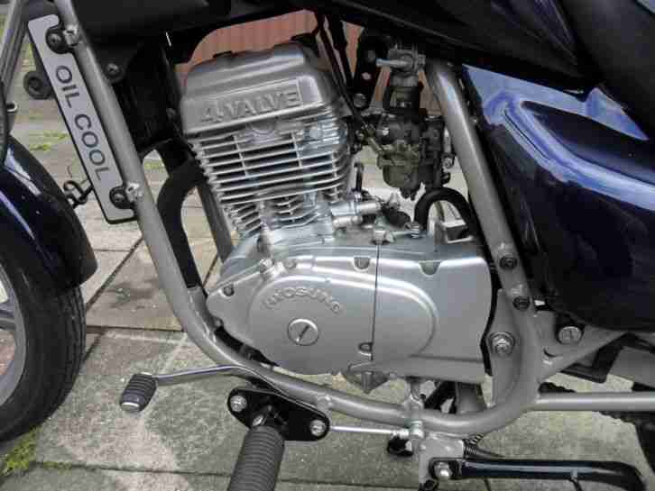Hyosung GA 125 Baujahr 04/2001 - TÜV 06/2017 - 9997 Km