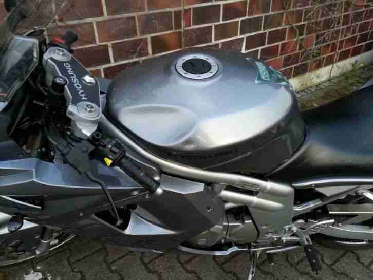 Hyosung GT 650 R wenig Kilometer