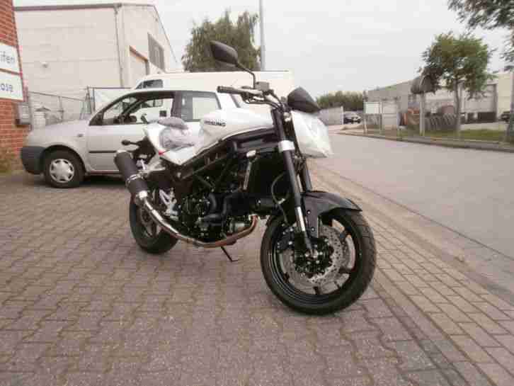 Hyosung GT 650i Naked Neu mit Garantie!!!!!!!!!!!!!!!!