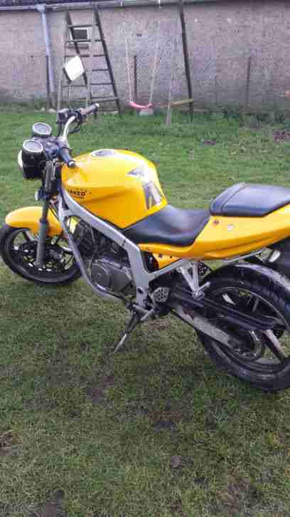 Hyosung Gt 125 Naked Bastlerfahrzeug/Ersatzteilspender