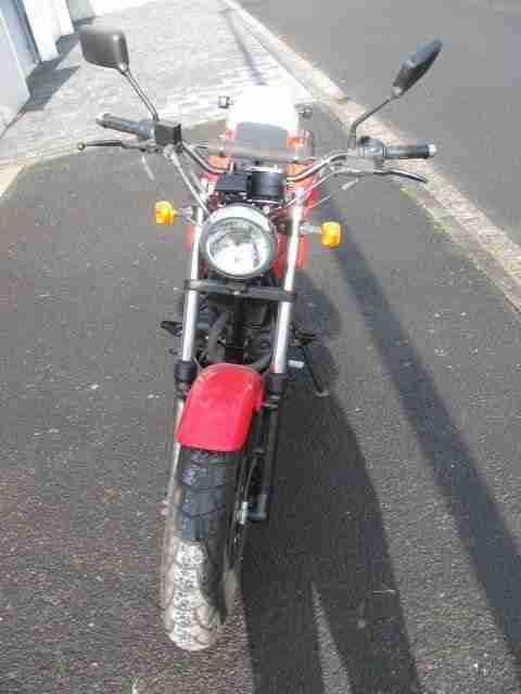 Hyosung Karion 125