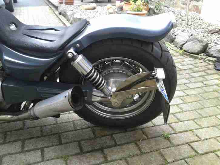 Intruder VS 1400 Custombike