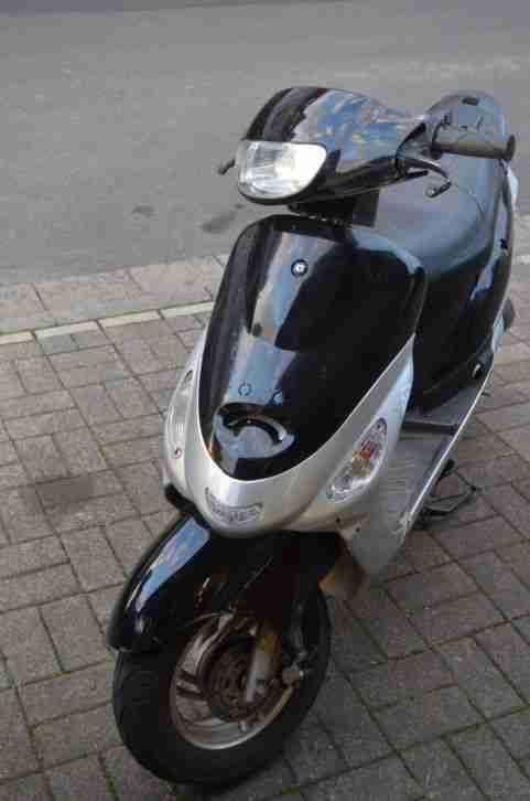 Jack Fox / YIYING YY50 QT Motorroller / Roller / Mofa