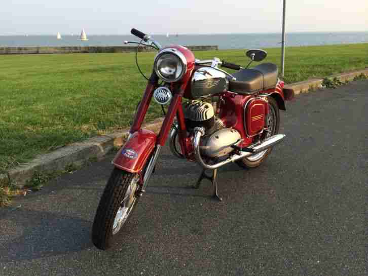 Jawa 350 Sport Bj. 1954, rot, in Top-Zustand, restauriert, Tüv bis 07/2016
