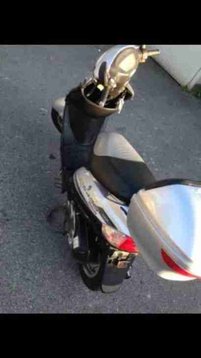 Jinan RS450 Street Roller 45km/h, Vier Tackt Motor, 5309 km